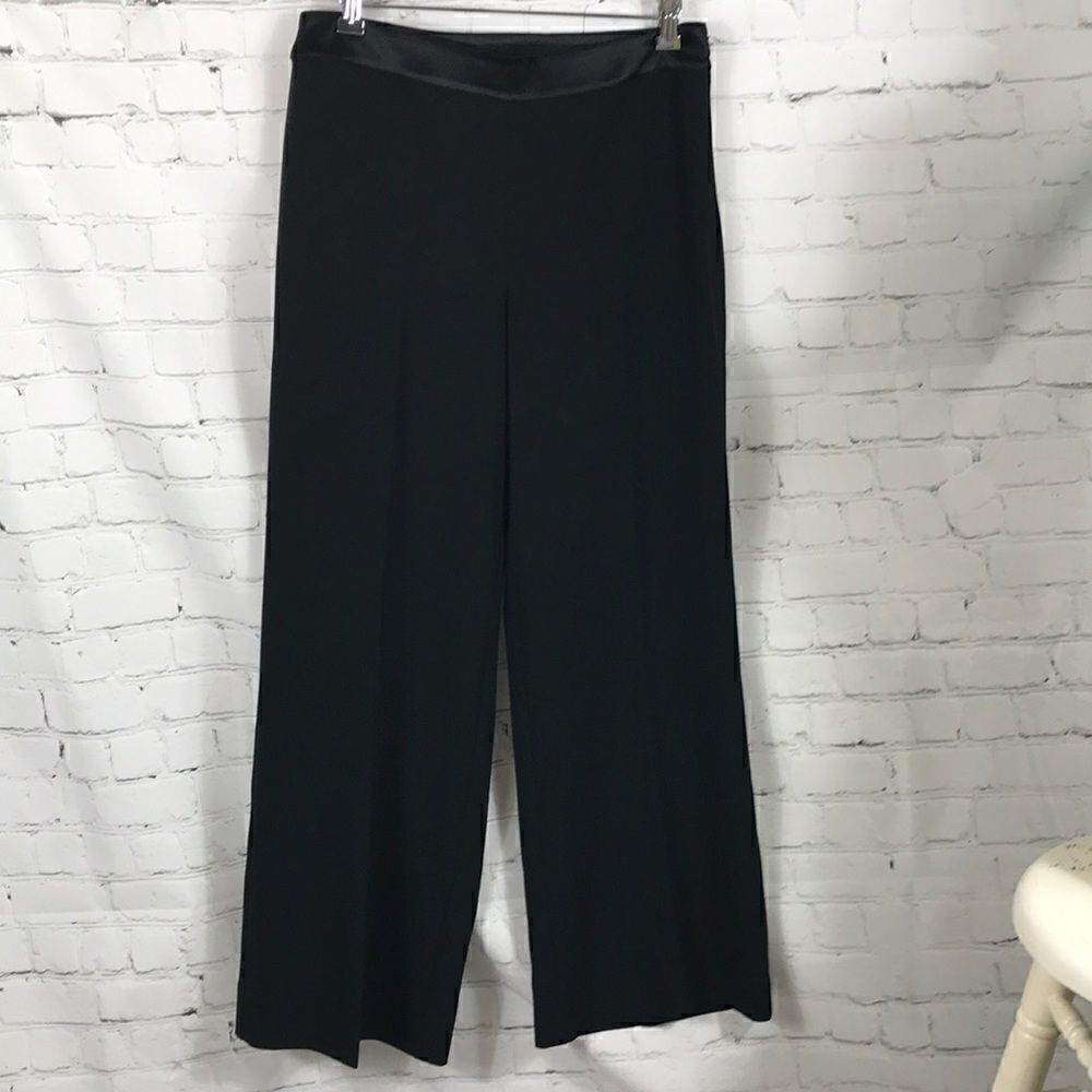 St. John Essentials for Nordstrom Satin Waistband Wide 11” leg side Zipper EUC